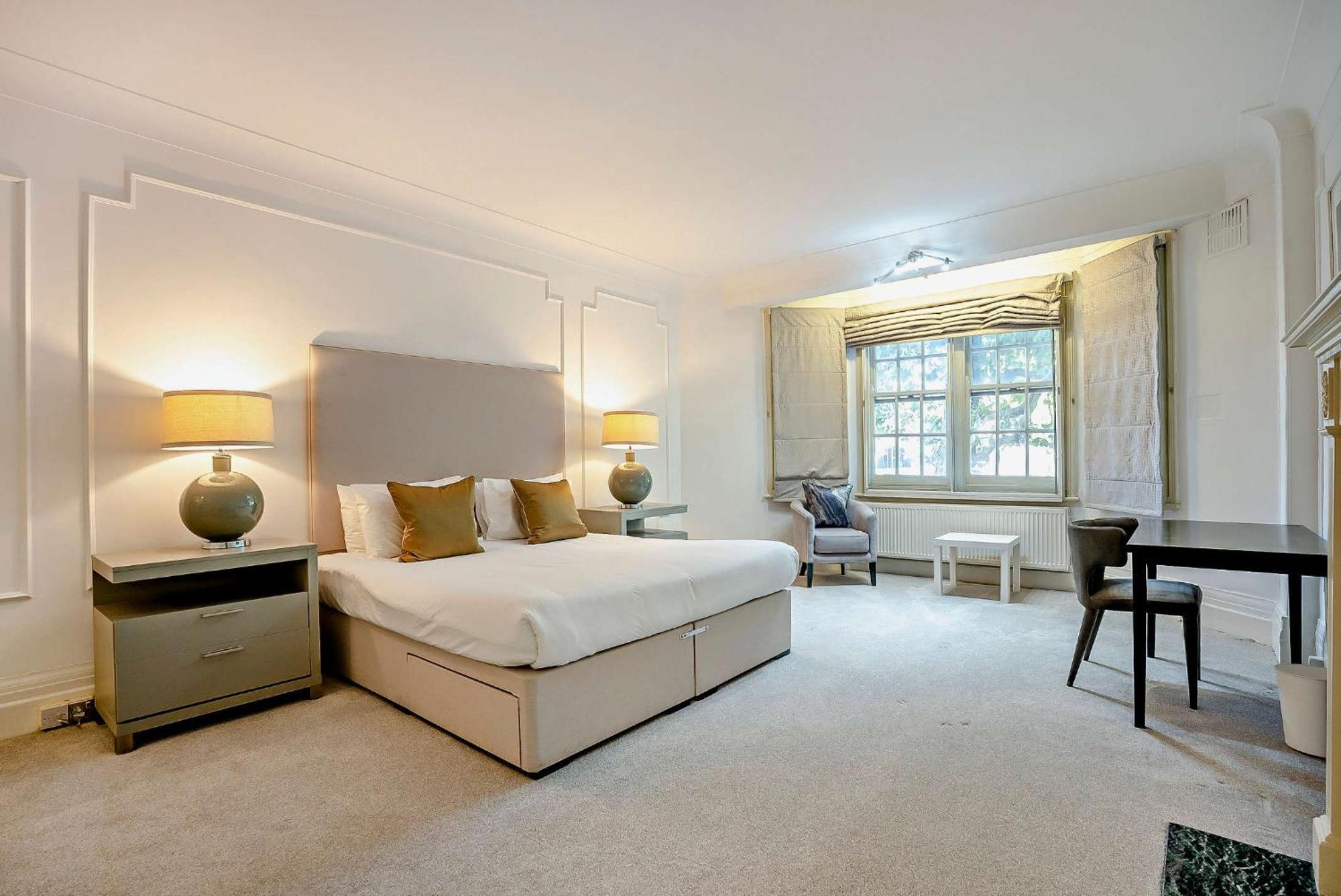 Strathmore Court Londres