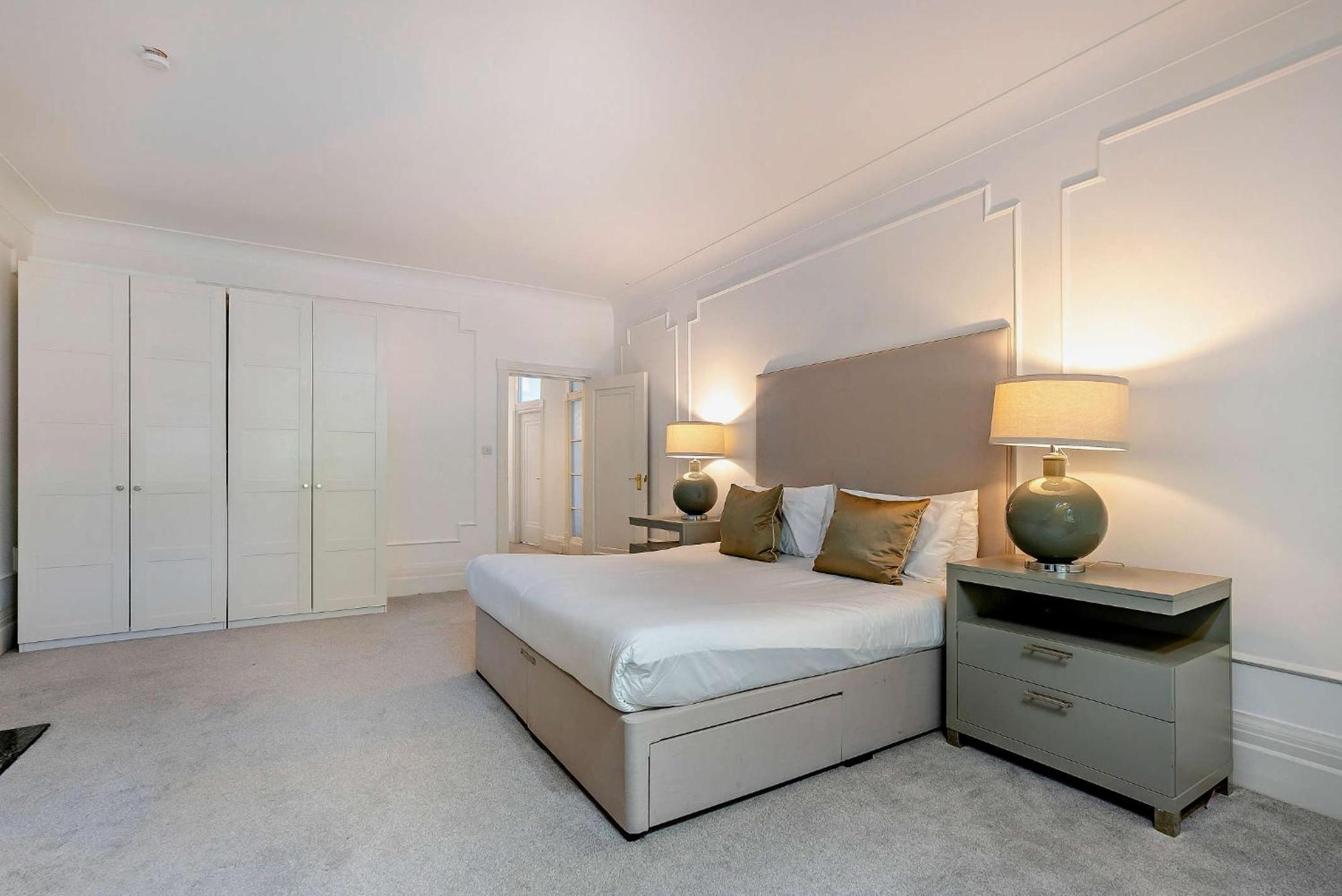 Strathmore Court Londres